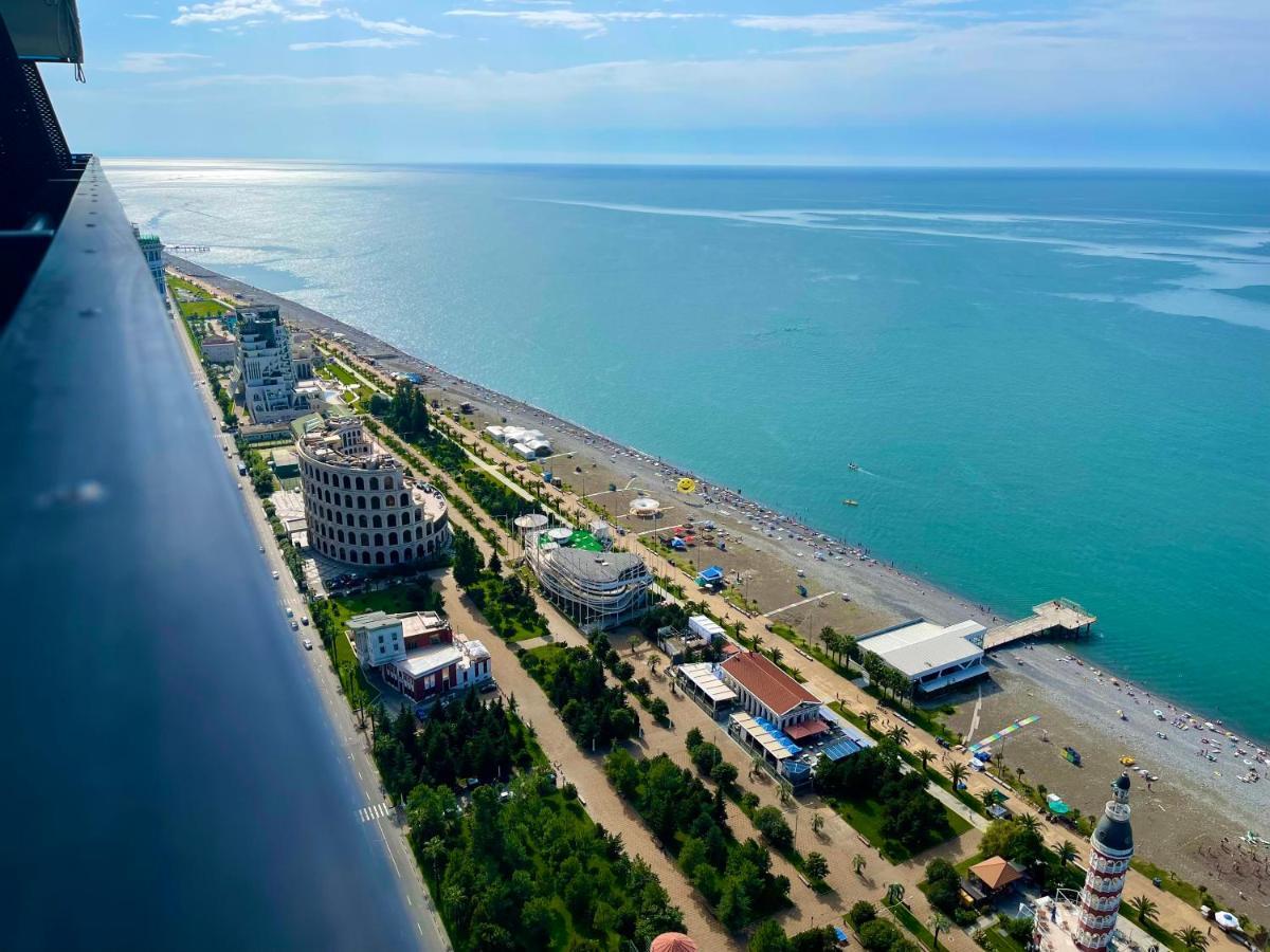 Hellobatumi Aparthotel ภายนอก รูปภาพ