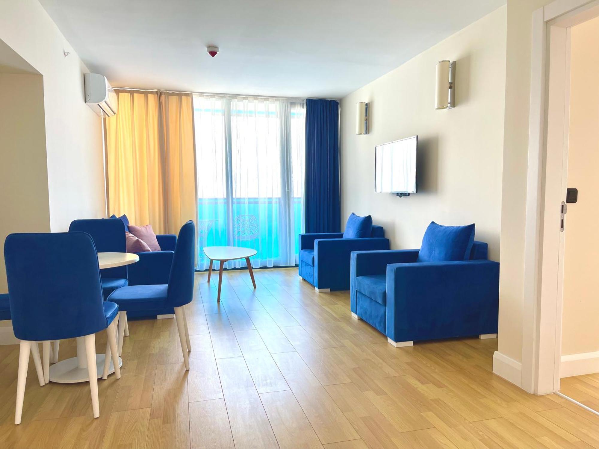 Hellobatumi Aparthotel ภายนอก รูปภาพ