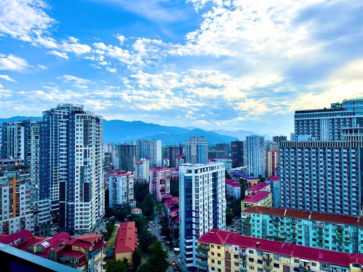 Hellobatumi Aparthotel ภายนอก รูปภาพ