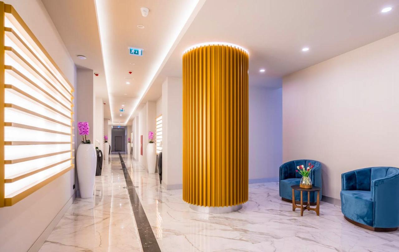 Hellobatumi Aparthotel ภายนอก รูปภาพ