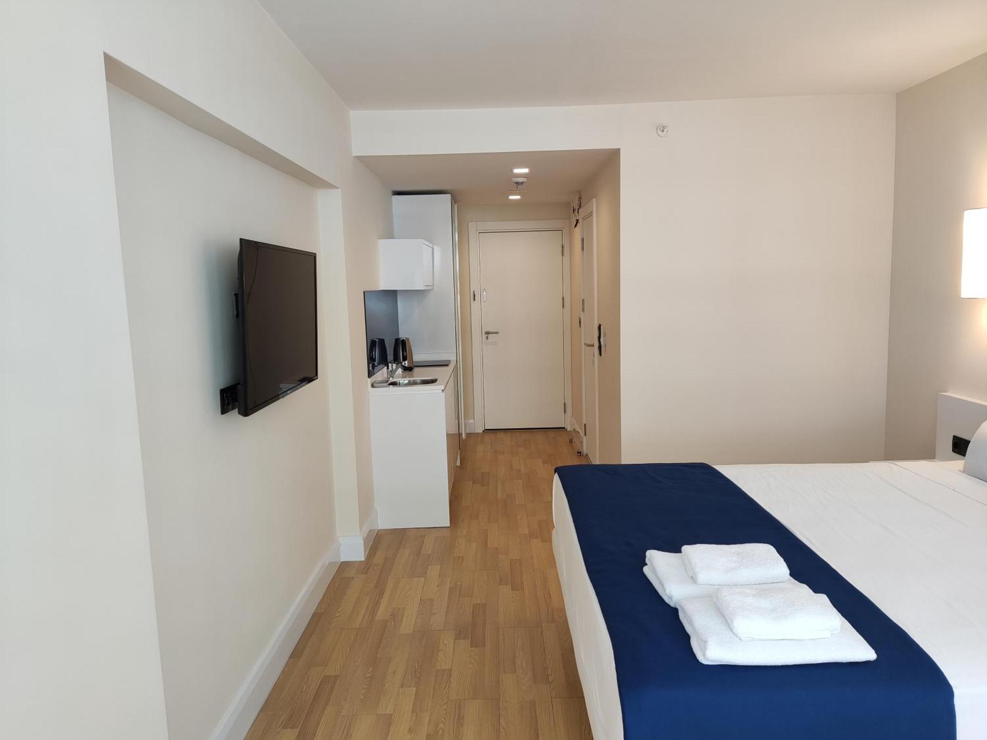 Hellobatumi Aparthotel ภายนอก รูปภาพ