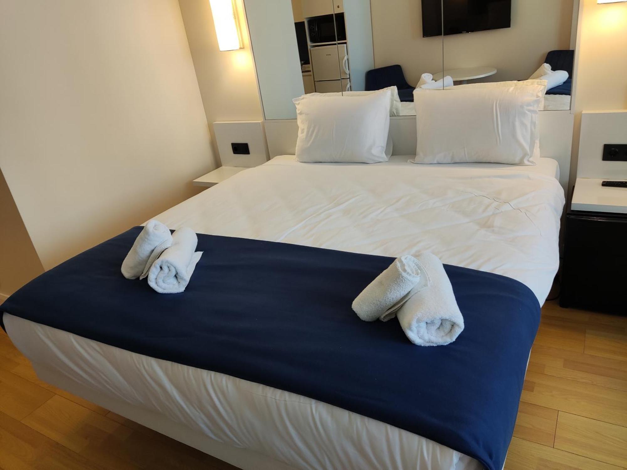 Hellobatumi Aparthotel ภายนอก รูปภาพ
