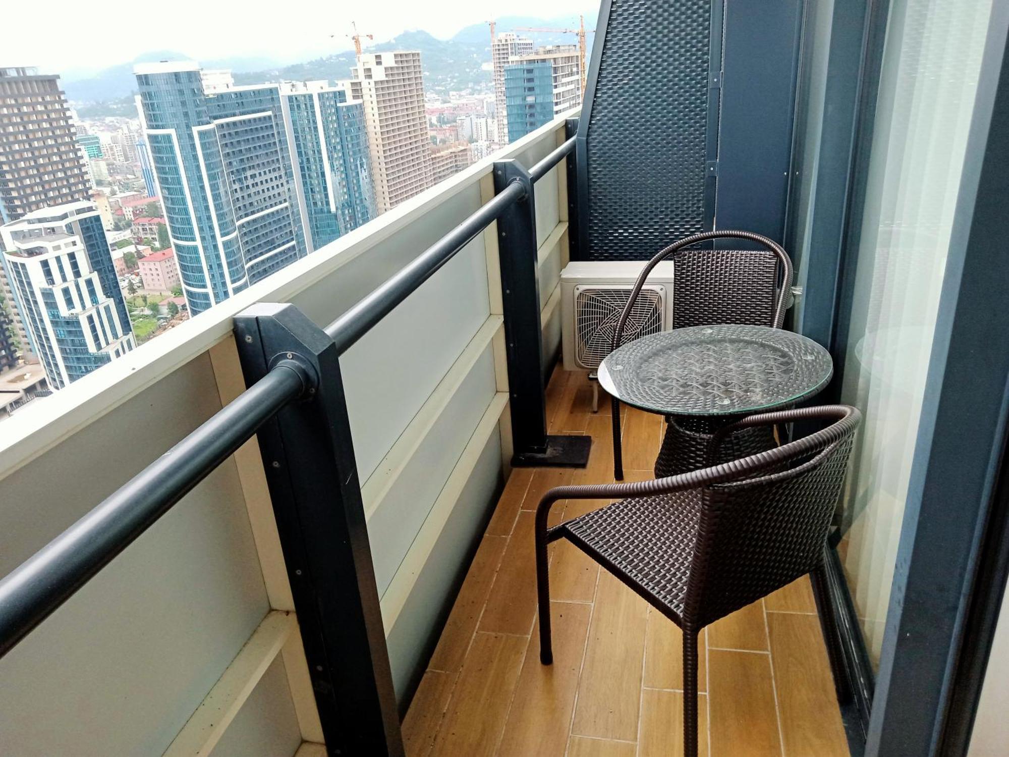 Hellobatumi Aparthotel ภายนอก รูปภาพ